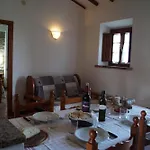 La Mandriola Лаятико